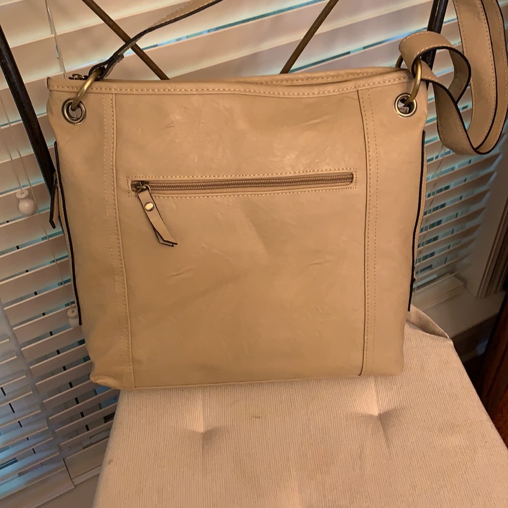 Purse - Picture 3 of 7